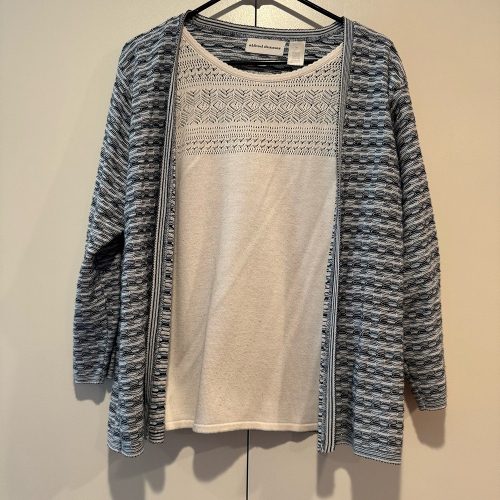 5/25 Women’s XL Double Layer Sweater by Alfred Dunner